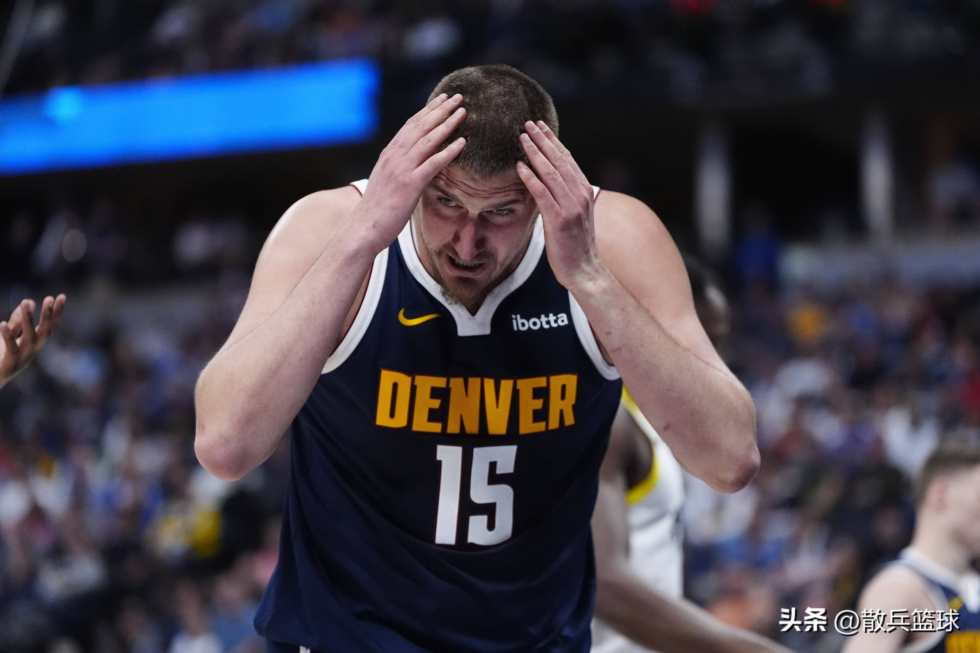 开云体育网站-NBA球员表现出色被评为最佳球员，赢得赞誉(nba球员表现出色被评为最佳球员,赢得赞誉的是谁)