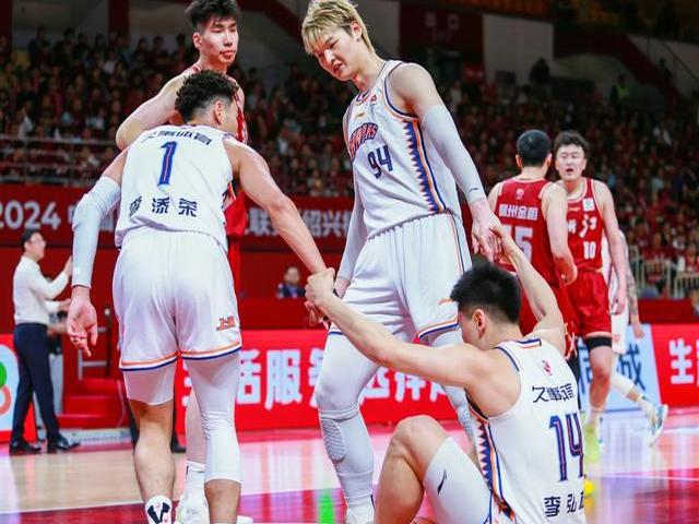 开云体育登录入口-包含上海申花挑战福建队，实力碾压对手取得胜利的词条