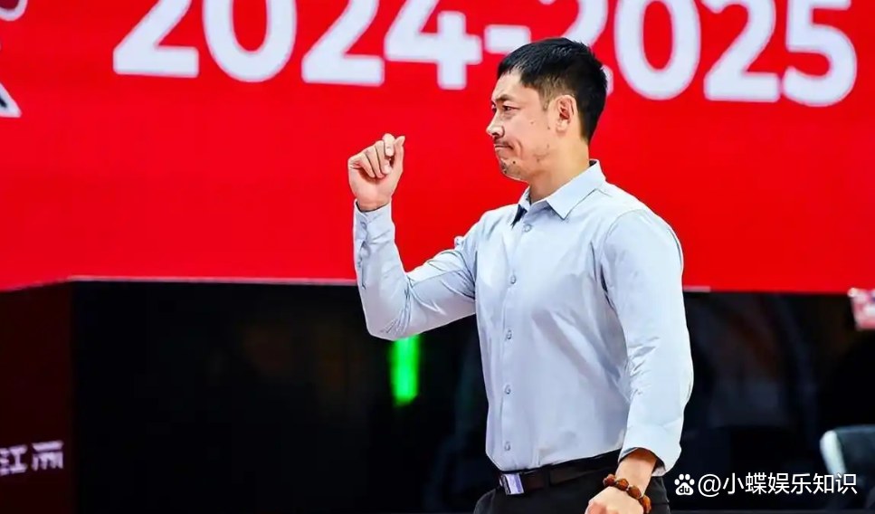 北控闵鹿蕾因个人原因辞职聘请张庆鹏担任主教练的简单介绍